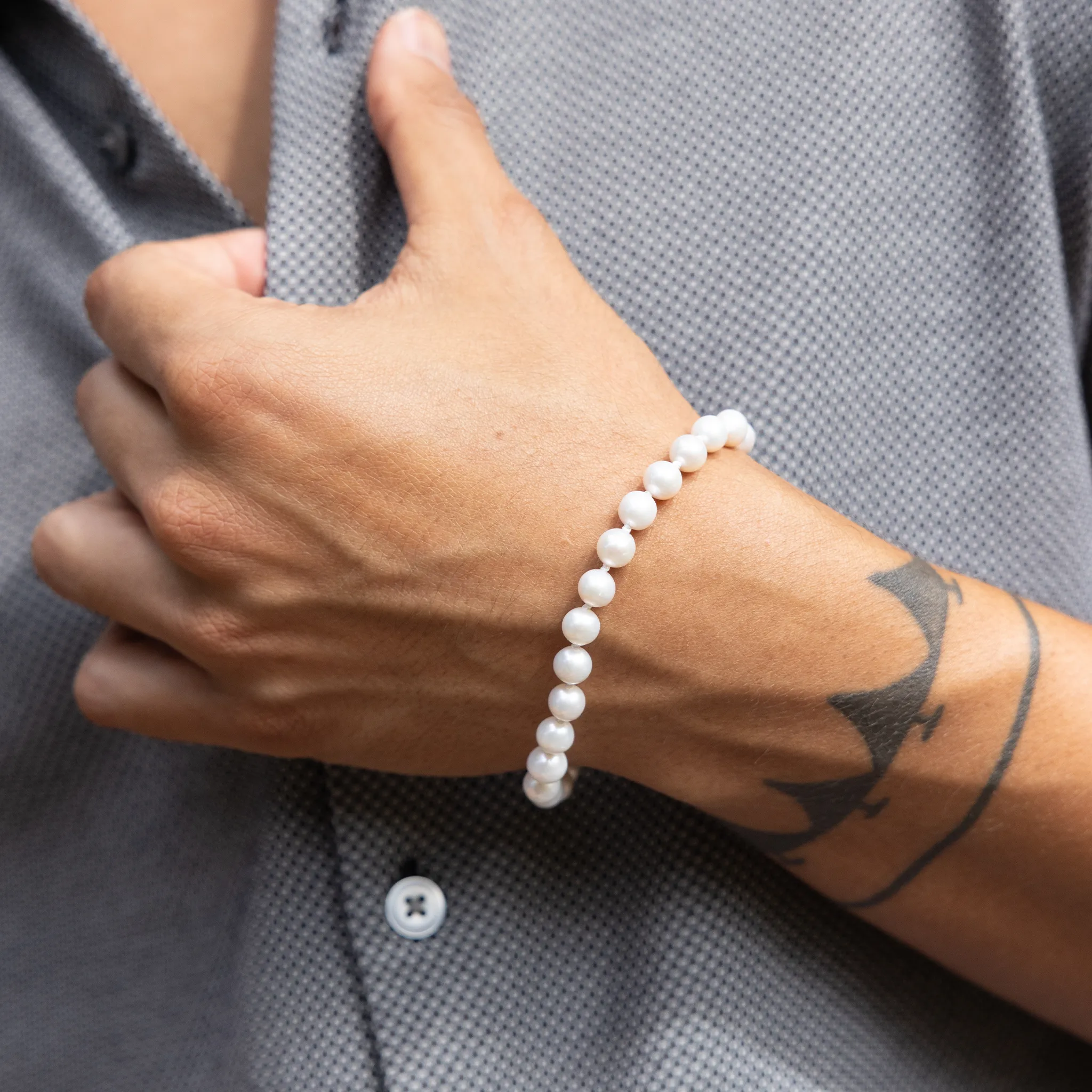 8-9.5" Freshwater White Pearl Bracelet in White Gold - 6-7.5mm