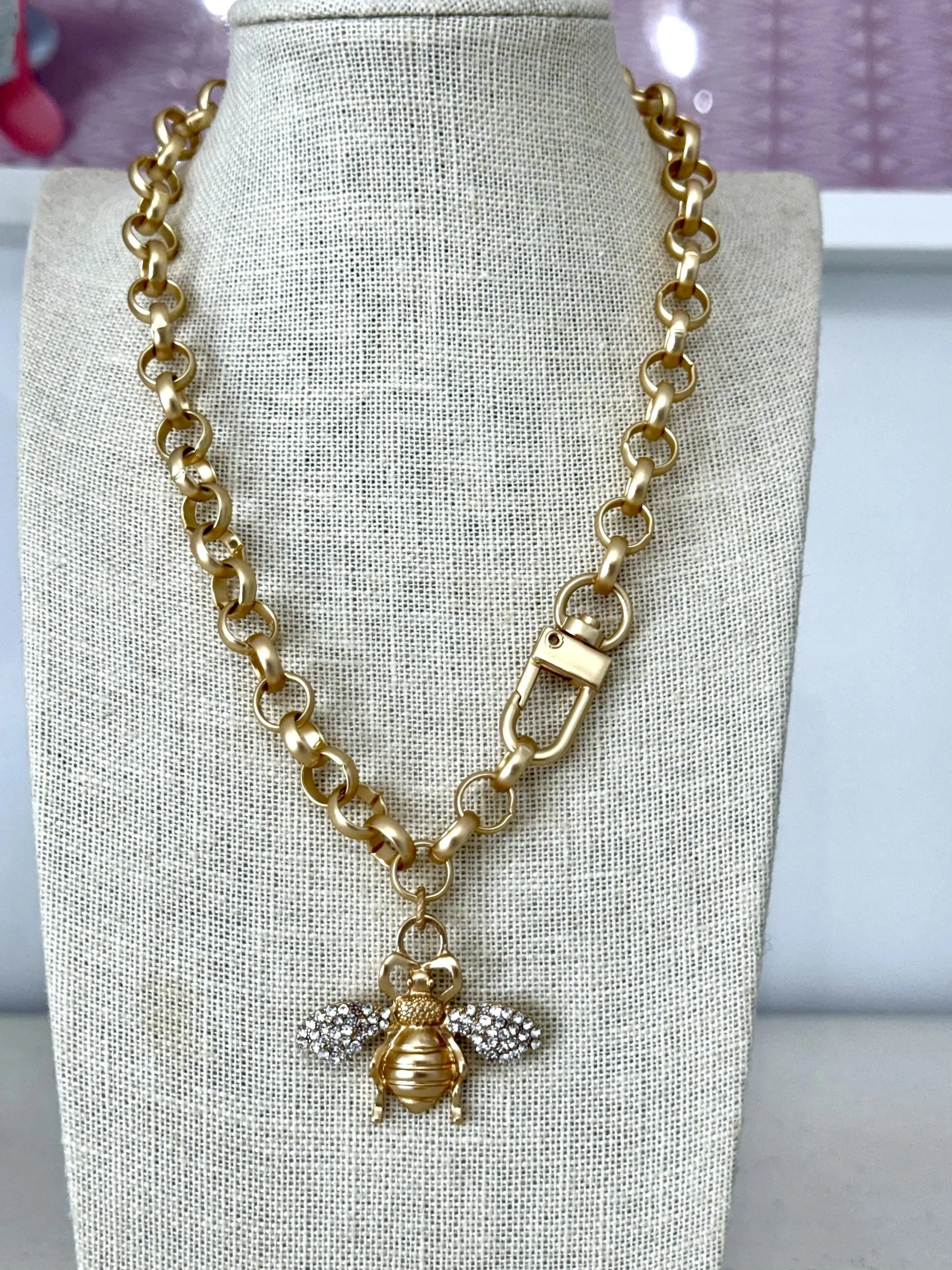 Barberini Bee Necklace - Gold