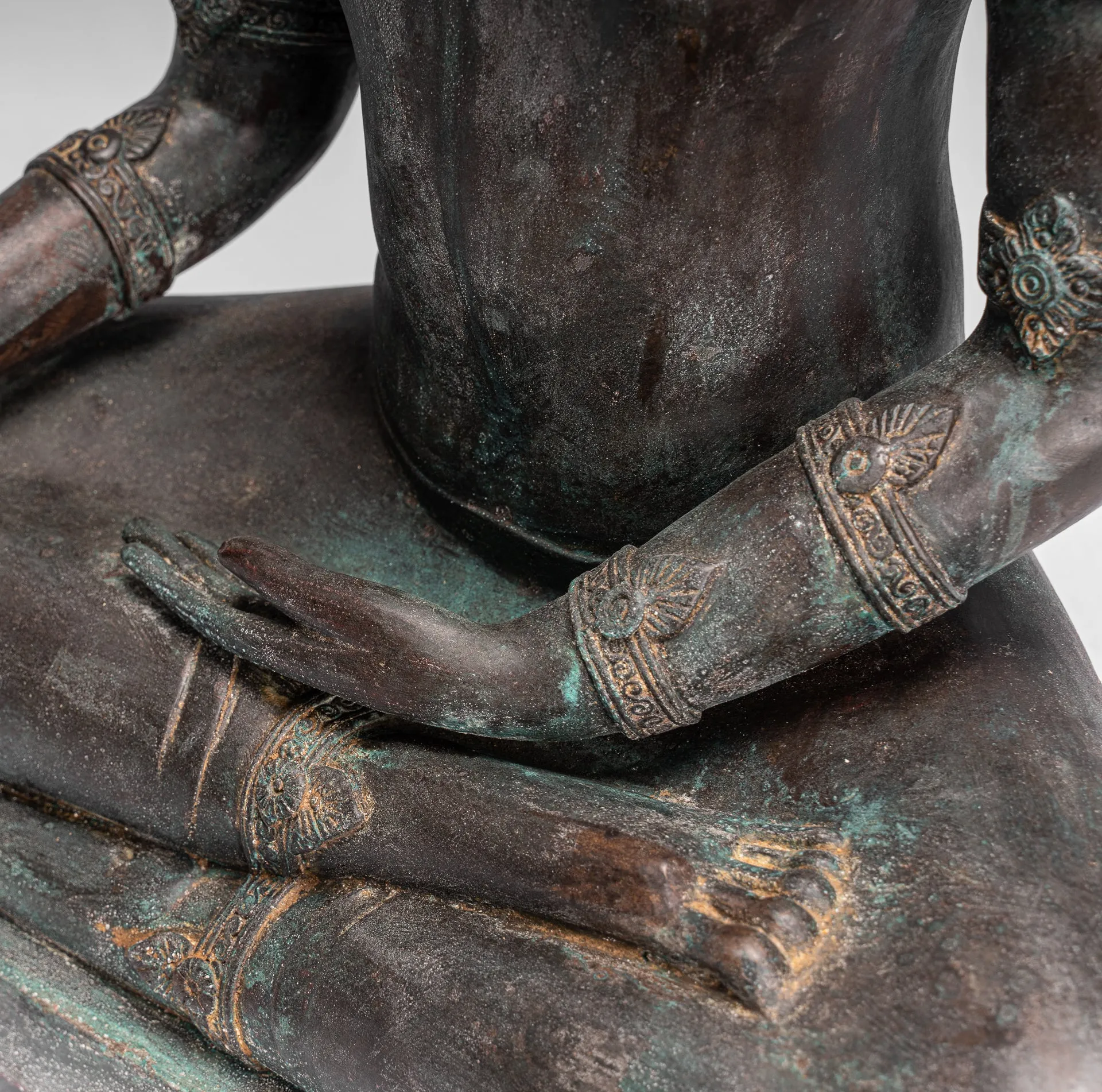 Buddha Statue - Antique Thai Style Ayutthaya Seated Enlightenment Buddha Statue - 74cm/30"