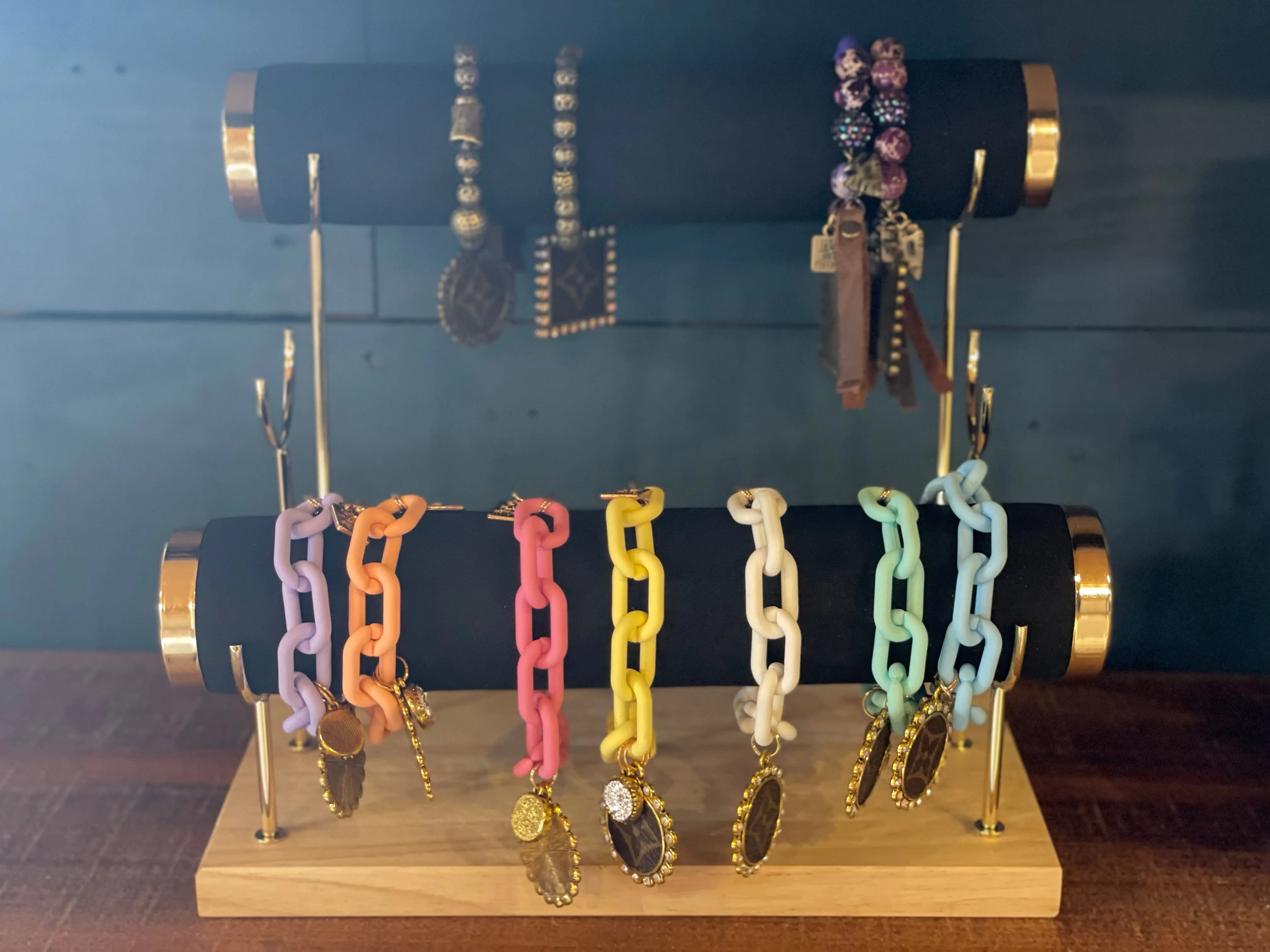 Chain bracelet yellow