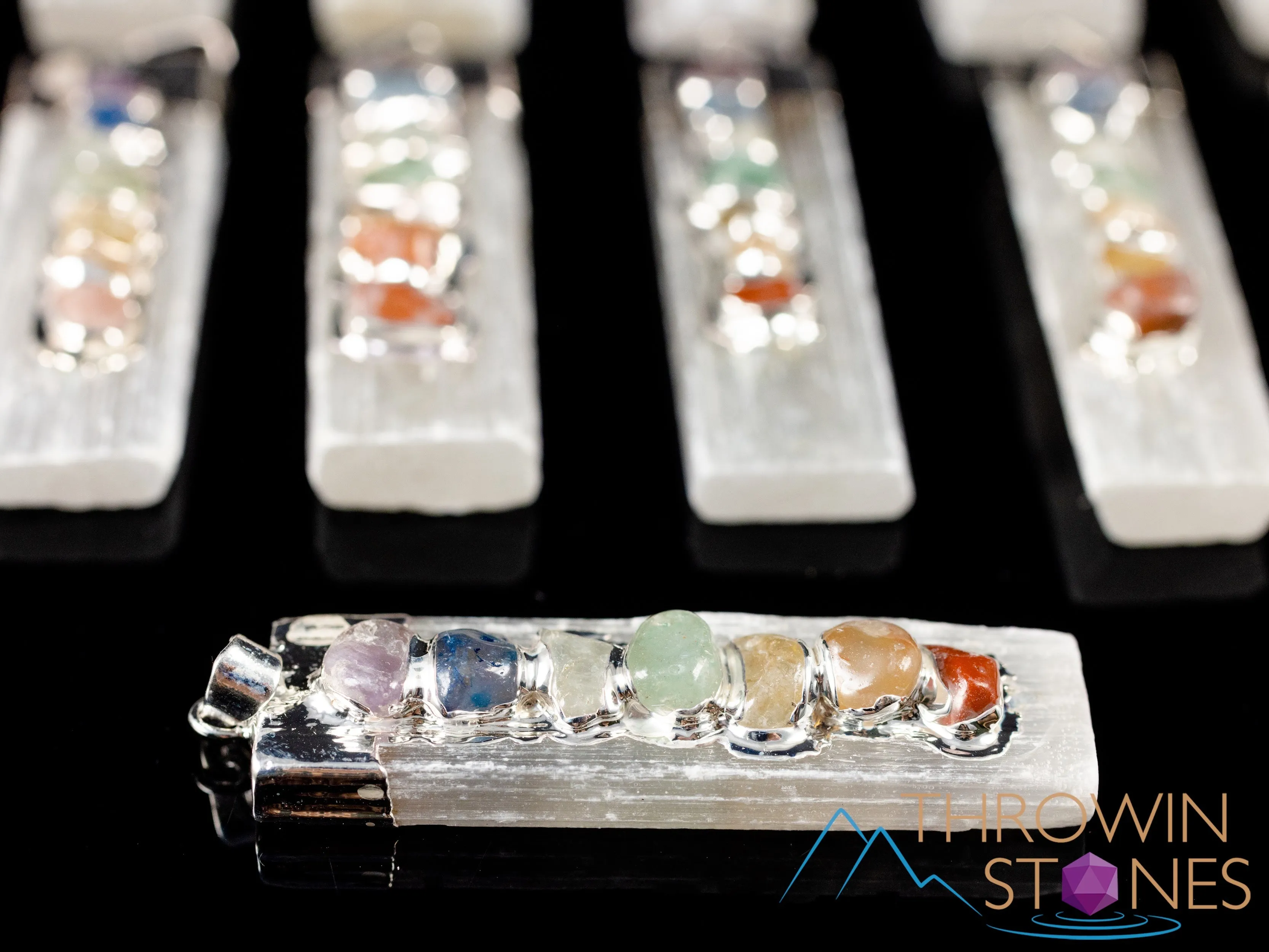 CHAKRA & Raw SELENITE Crystal Pendant - Raw Crystal Necklace, Handmade Jewelry, Healing Crystals and Stones, E0284