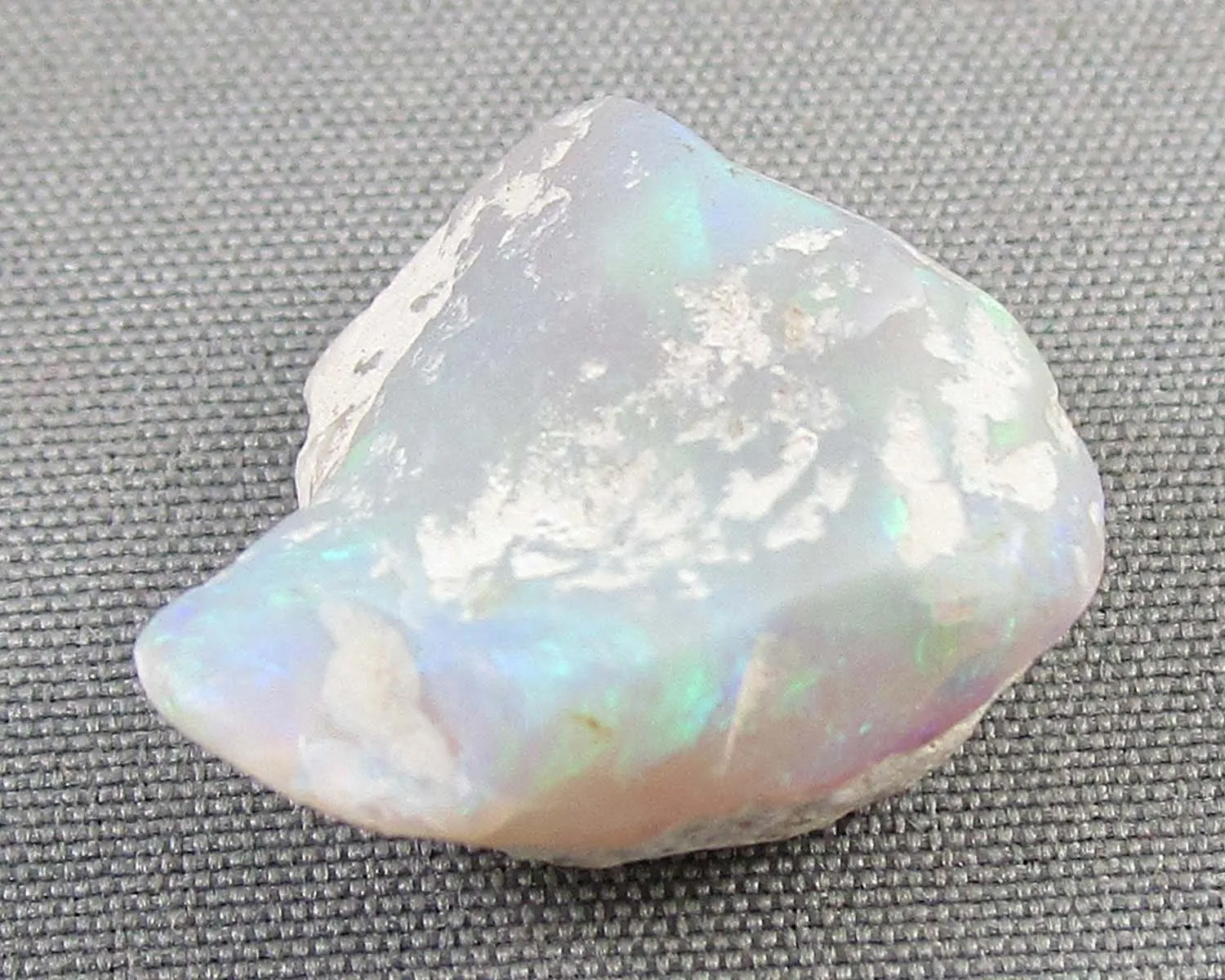 Flashy Raw Opal (Australia) 1pc B010-8