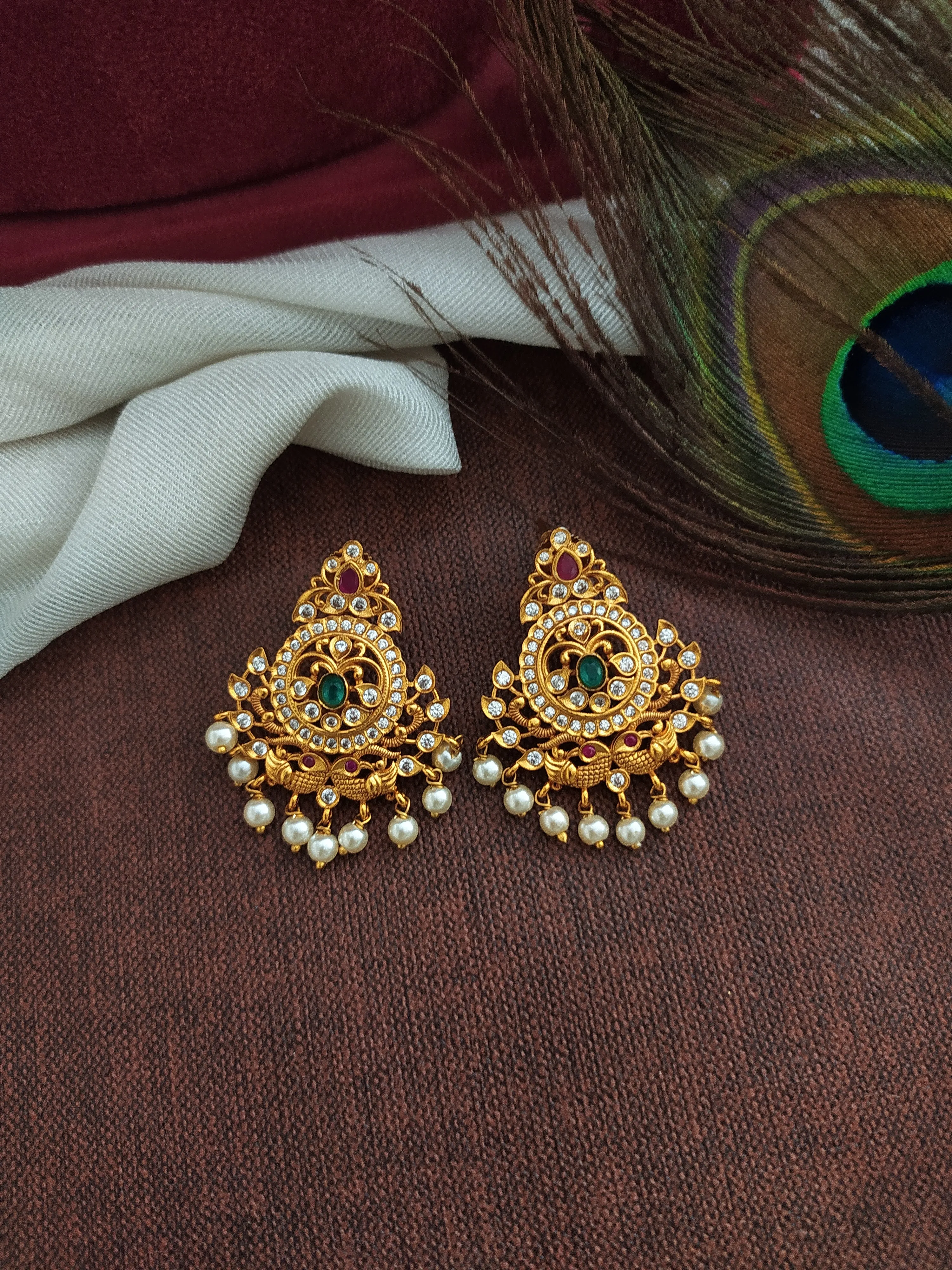 Gold-Plated Layered Necklace Set with Emerald and Ruby Accents