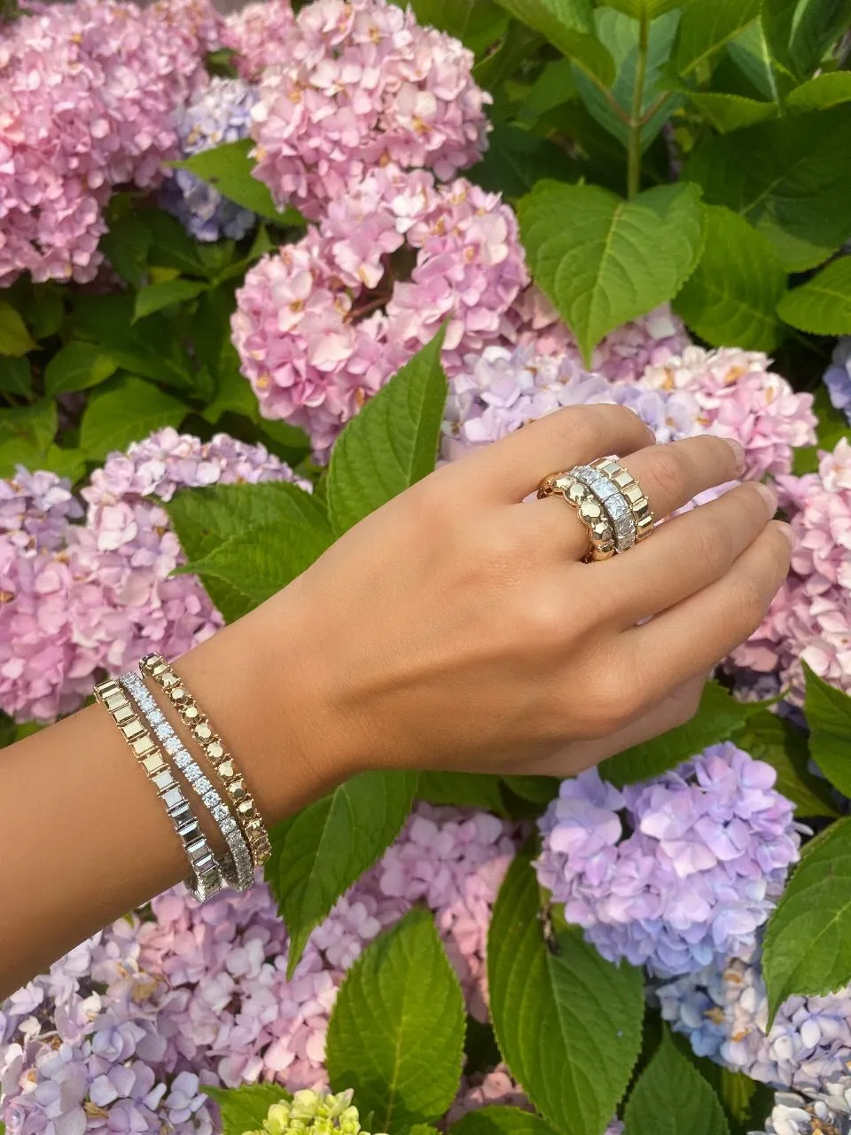 Goldstone™ Eternity Band