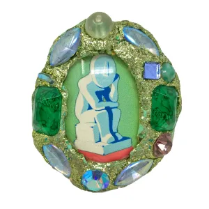 GREEN OVAL RING WITH PICTURE