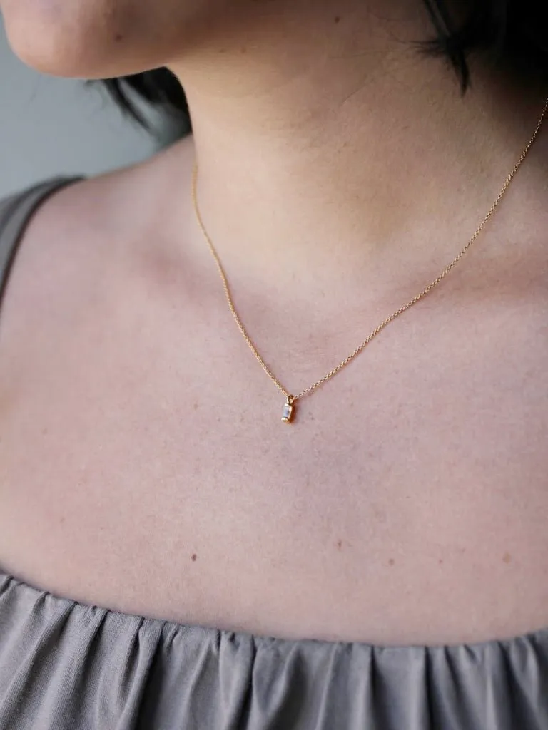 Little Gold Vesper Necklace (Moonstone)