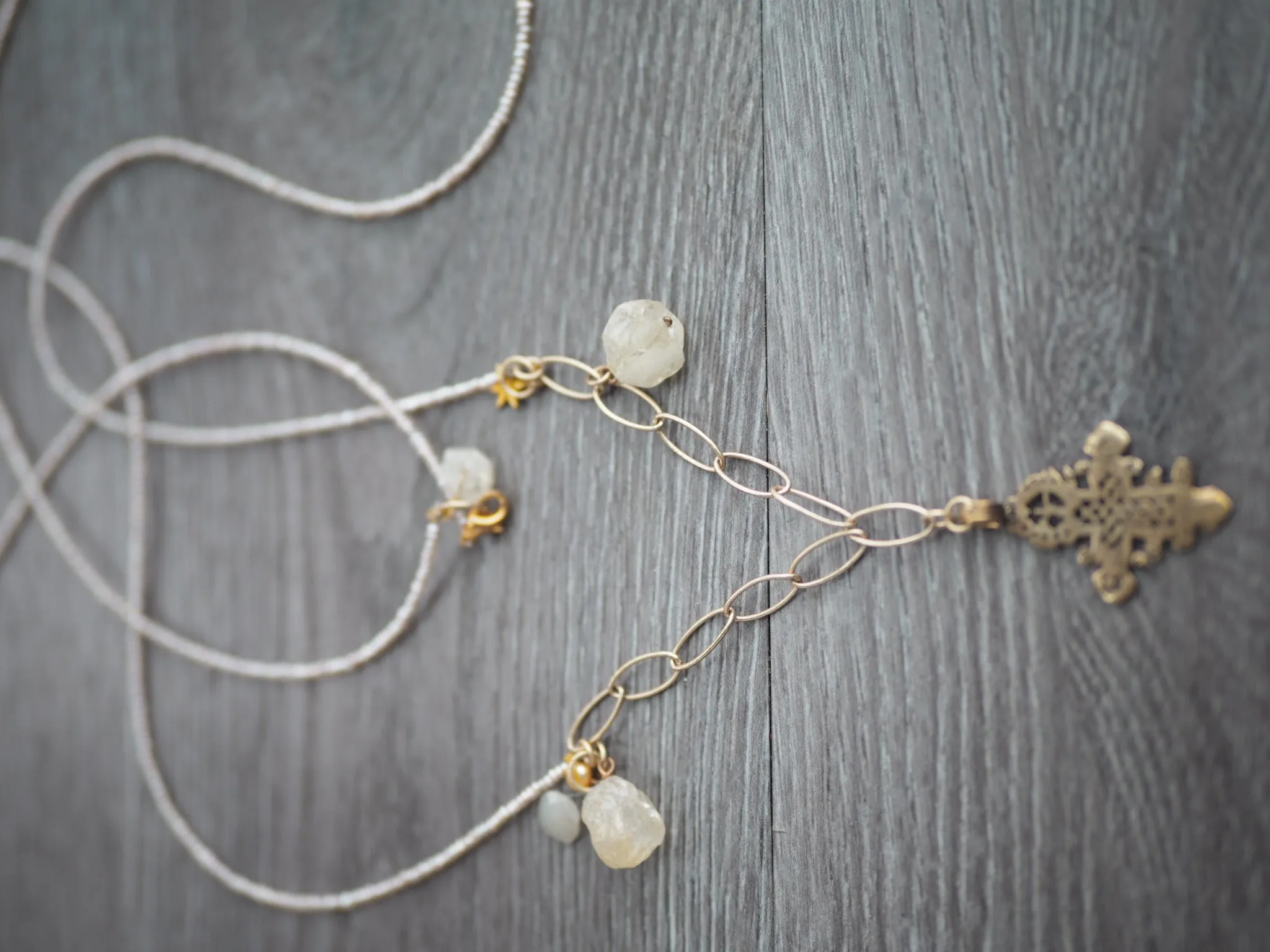 Long ethnic Necklace - Pearls and Citrine