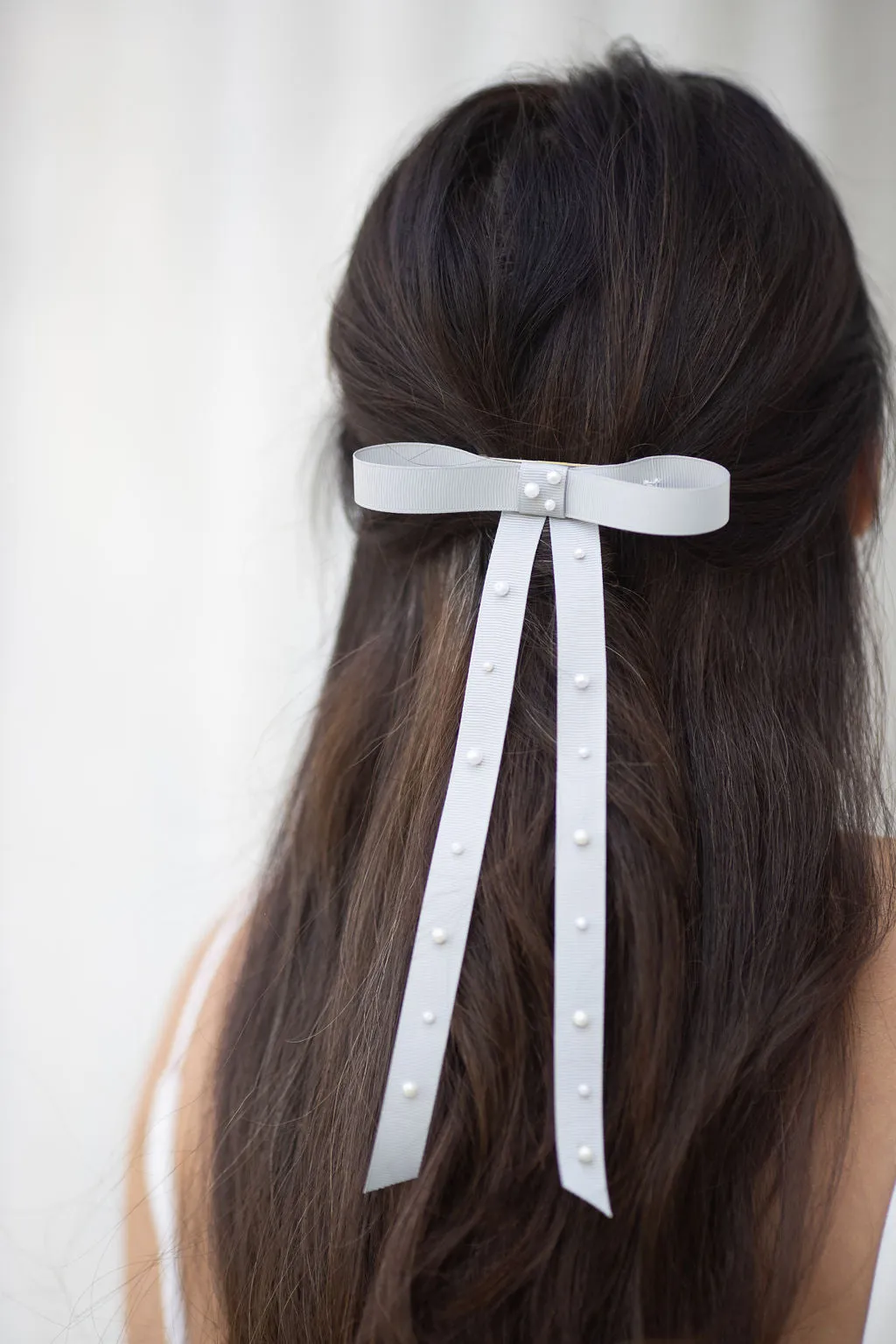 Octavia Pearl Bow Barrette