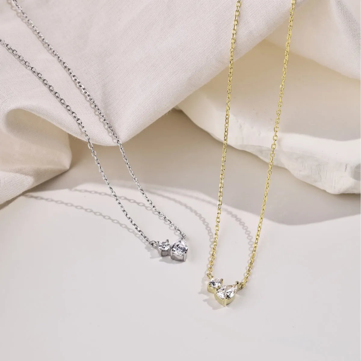 Petite Pear & Round Cut Toi Et Moi Pendant Necklace