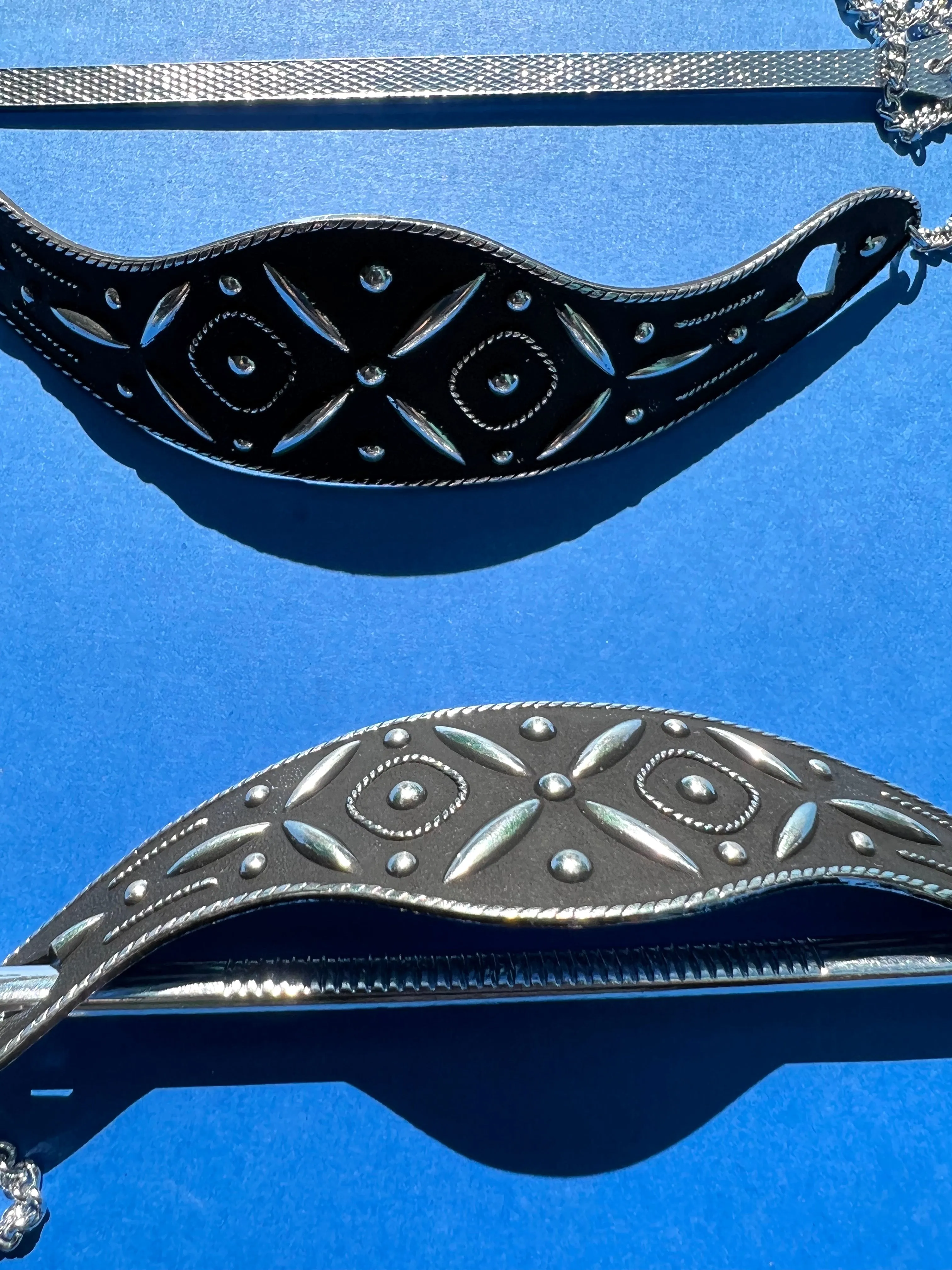 Rather Extraordinary 1950s 12.5cm Metal Hair Barrette with Safety Chain