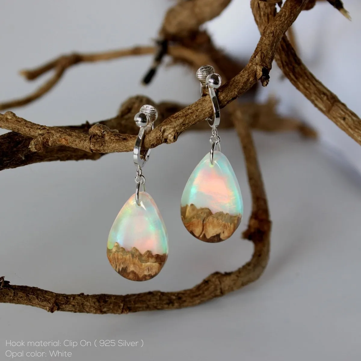 Red Sea | opal earrings [raindrop]
