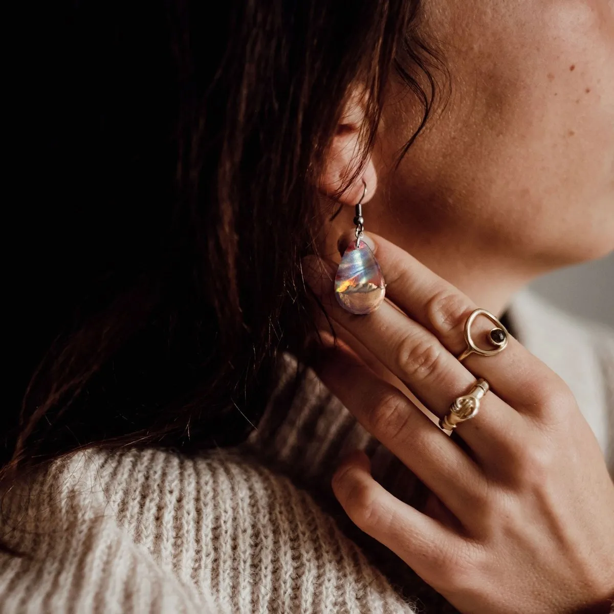 Red Sea | opal earrings [raindrop]