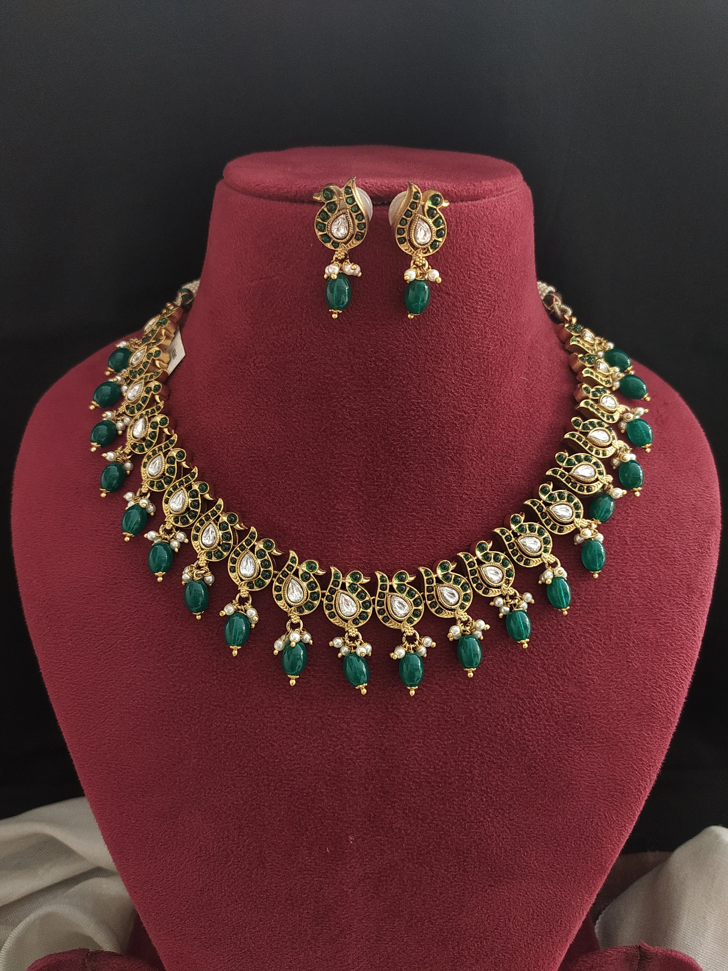 Regal Radiance Antique Peacock-Designed Emerald Necklace Set