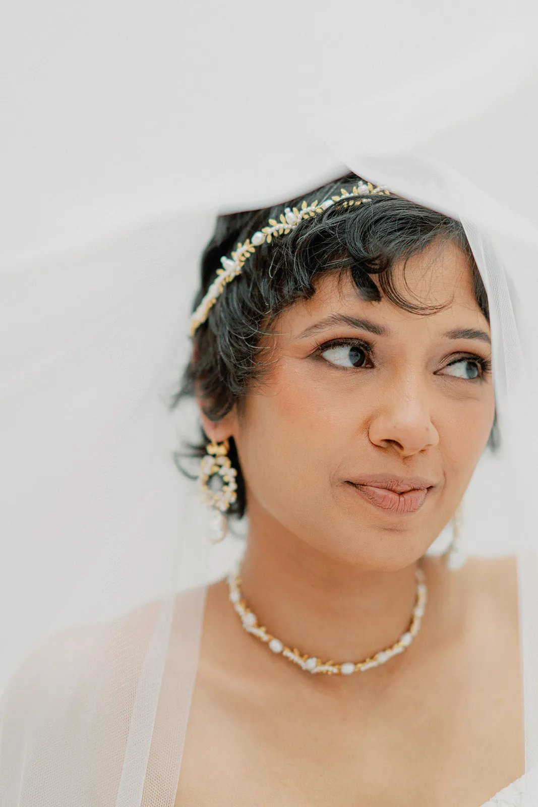 unique bridal hair vine AMIRA- 25022