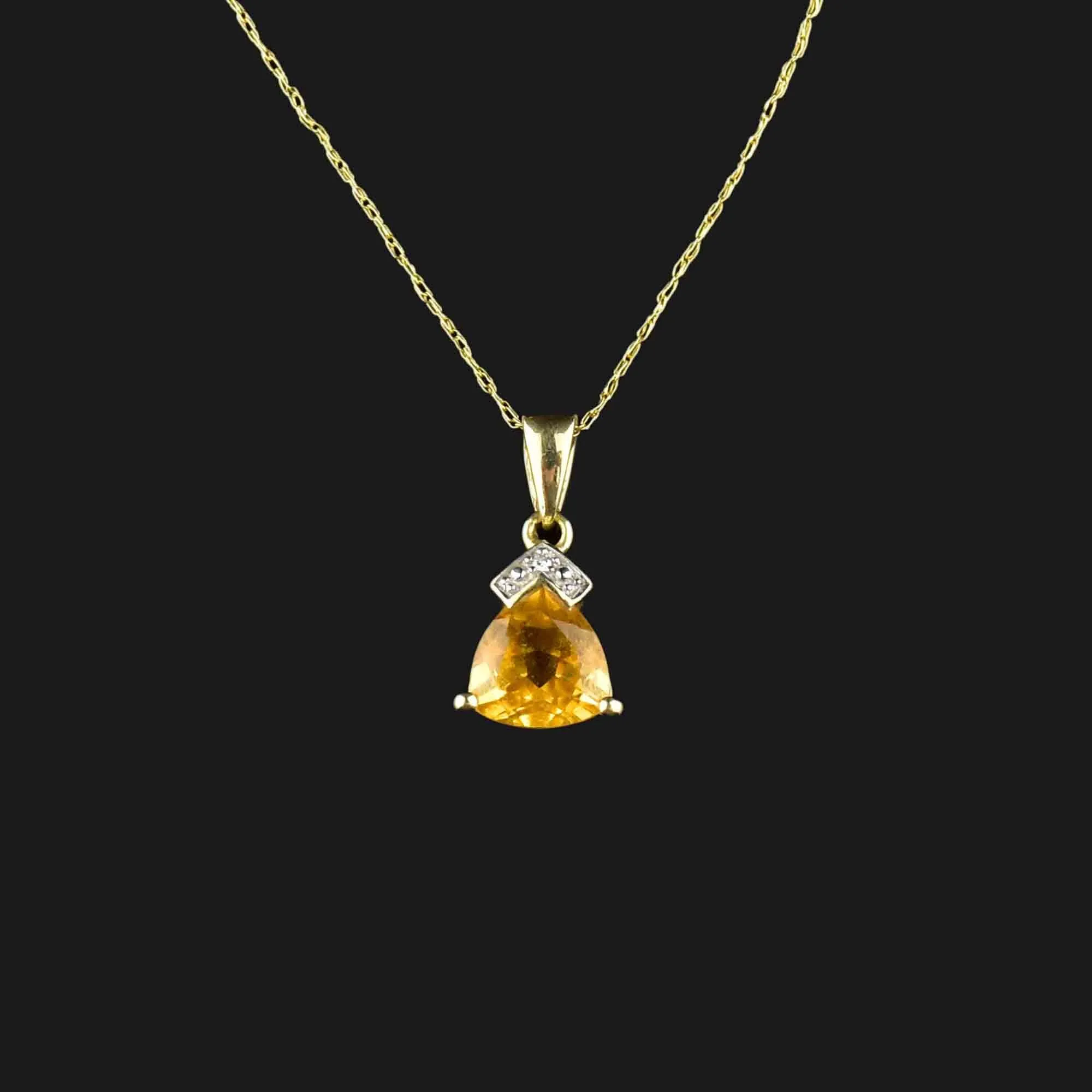 Vintage 10K Gold Citrine Diamond Pendant Necklace