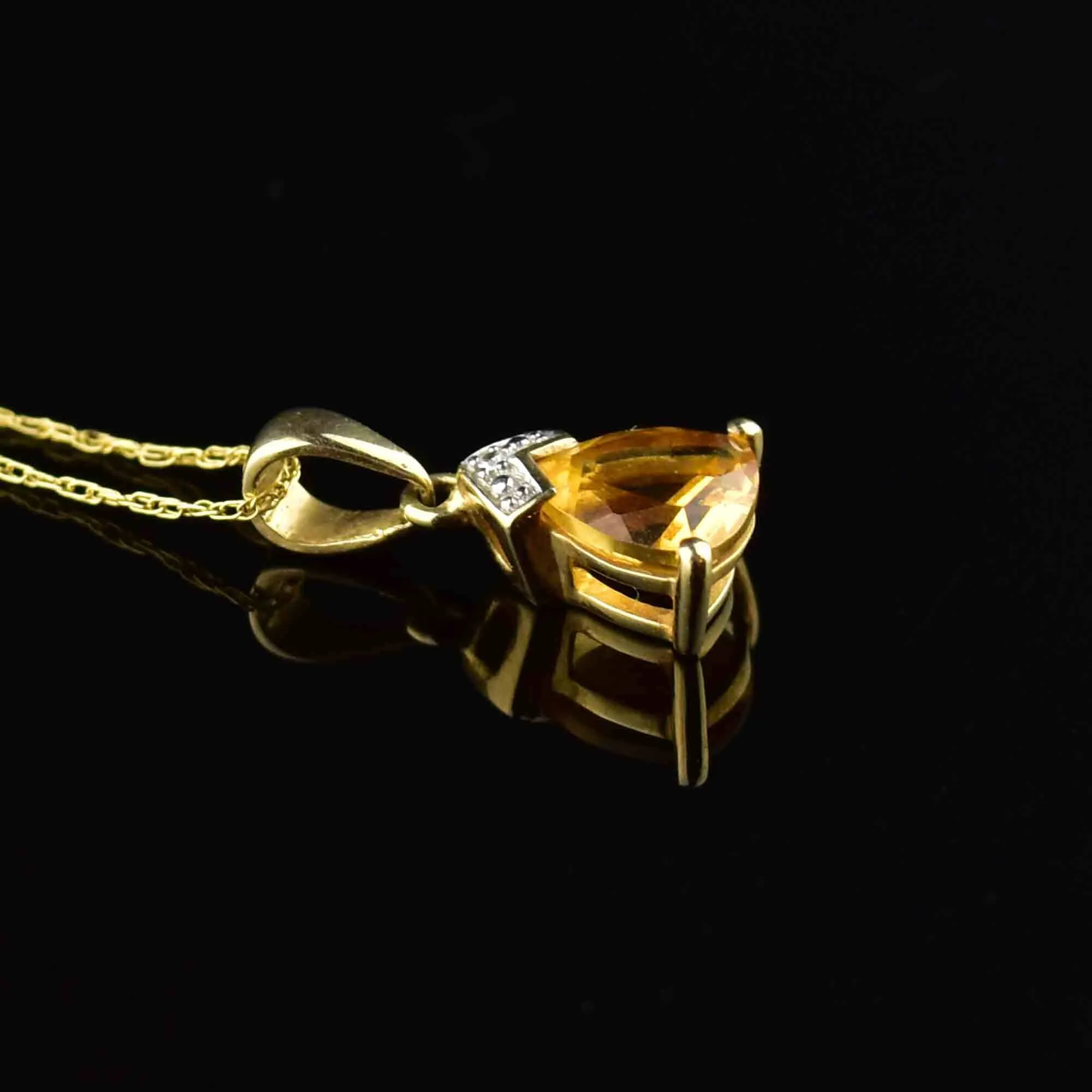 Vintage 10K Gold Citrine Diamond Pendant Necklace