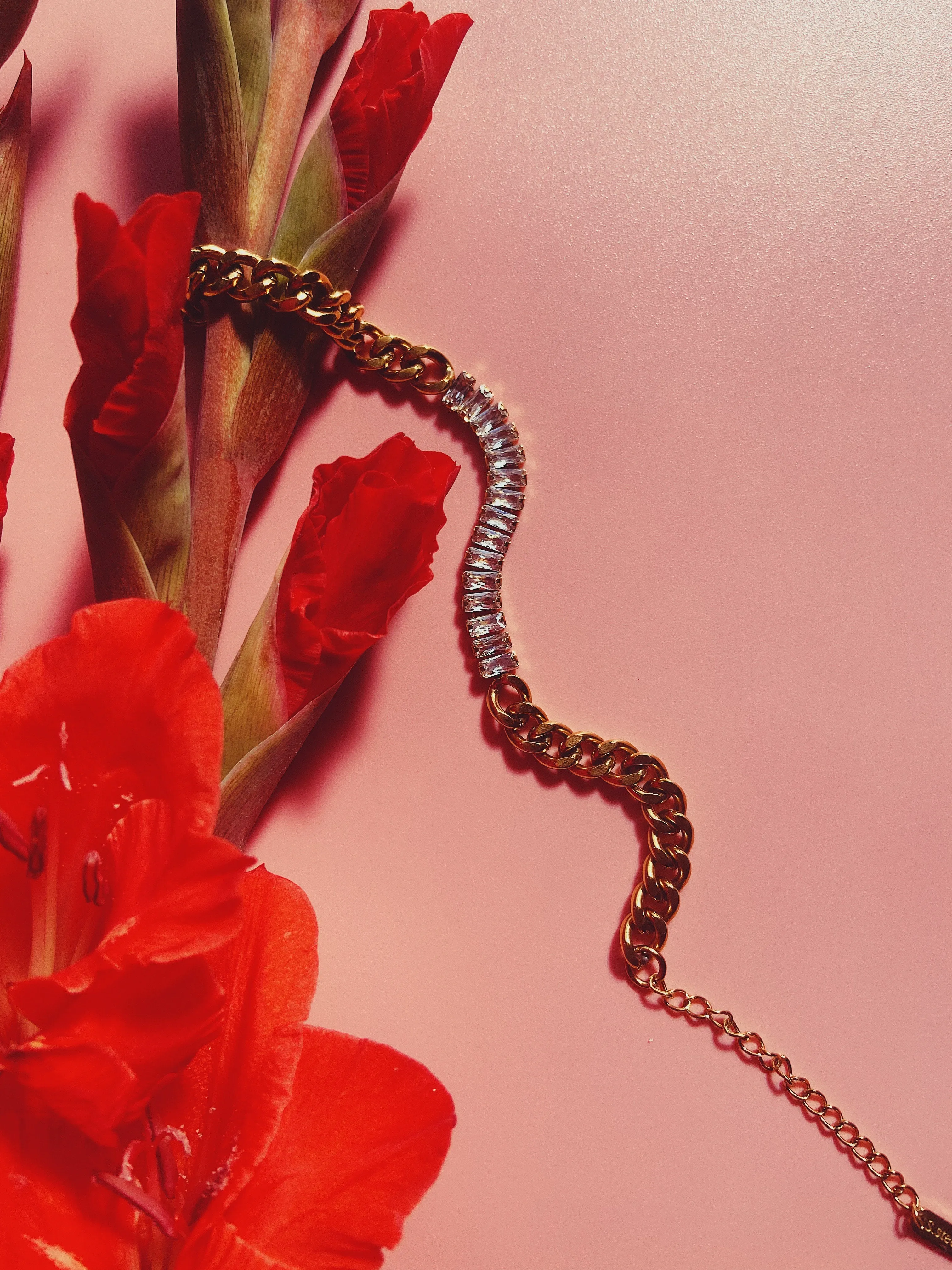 Zahra Bracelet in Gold